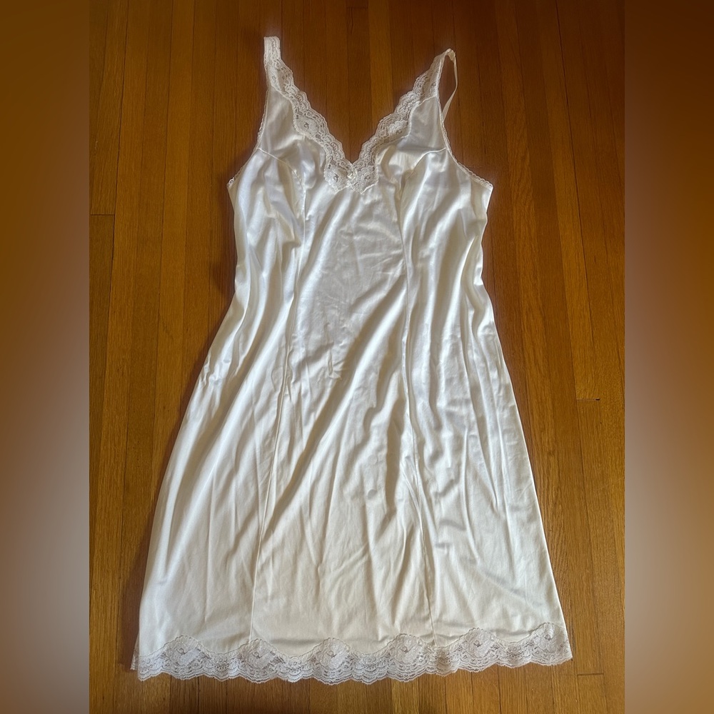 Vintage Sears White Lace Knee-Length Nylon Slip, Size 38